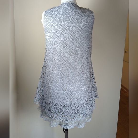 Romantic Gray Lace Tunic Dress – Boho Chic Layered Roses 🌙🌸 Size L - Picture 3 of 7